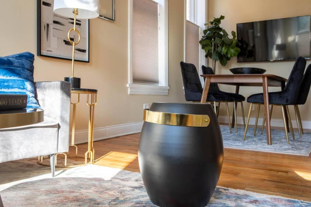 Getaway In The Heart Of Pilsen Chicago Apartamento Exterior foto