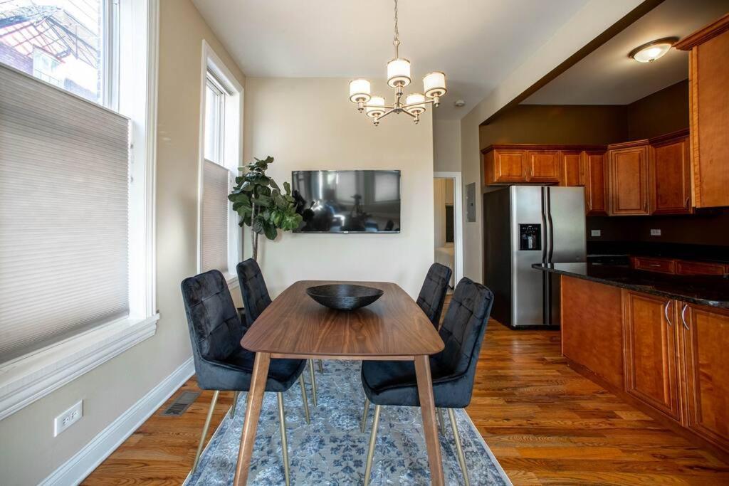 Getaway In The Heart Of Pilsen Chicago Apartamento Exterior foto
